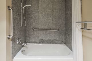 econo lodge beaumont i 10 south