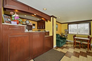 America's Deluxe Inn,Sutter County>>Marysville,2 star