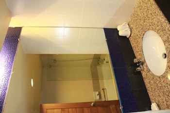 sunshine hotel and residences