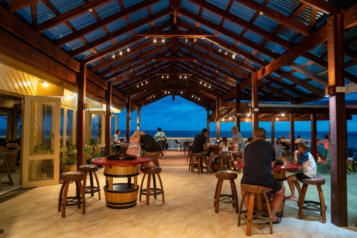 the rarotongan beach resort and lagoonarium