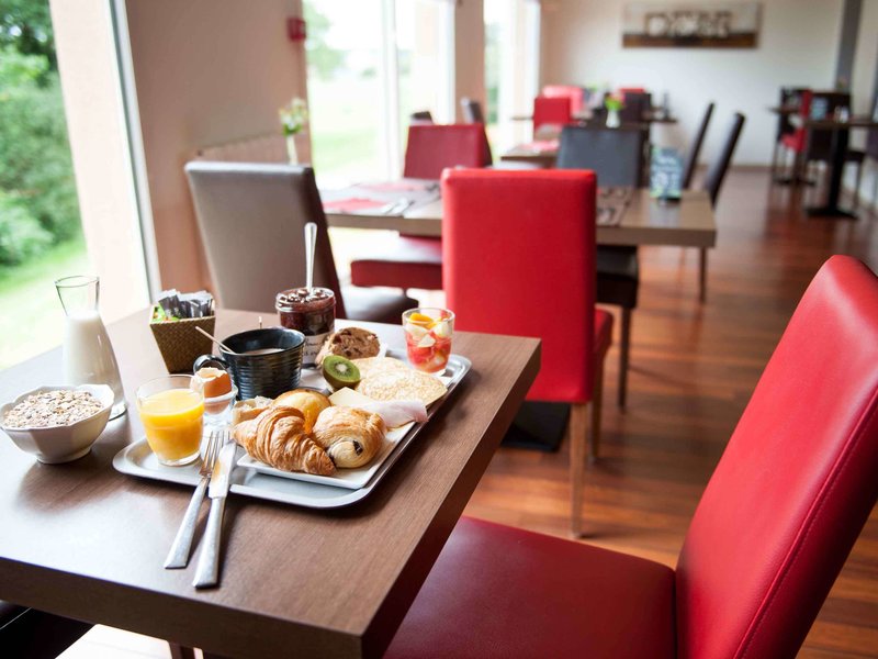 hotel ibis avallon
