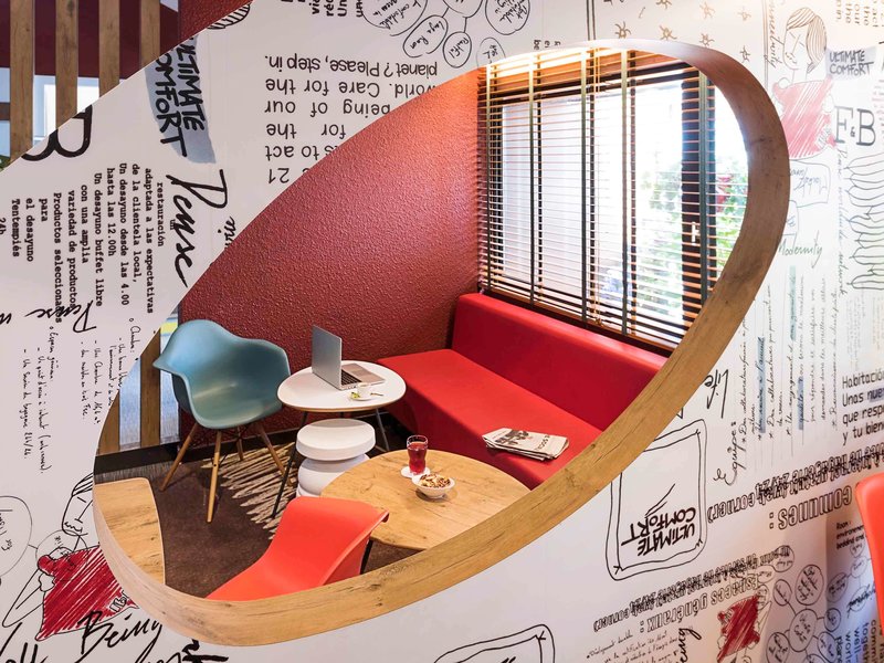 ibis montbeliard