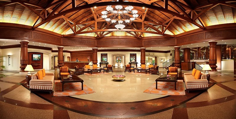 the gateway hotel beach road calicut