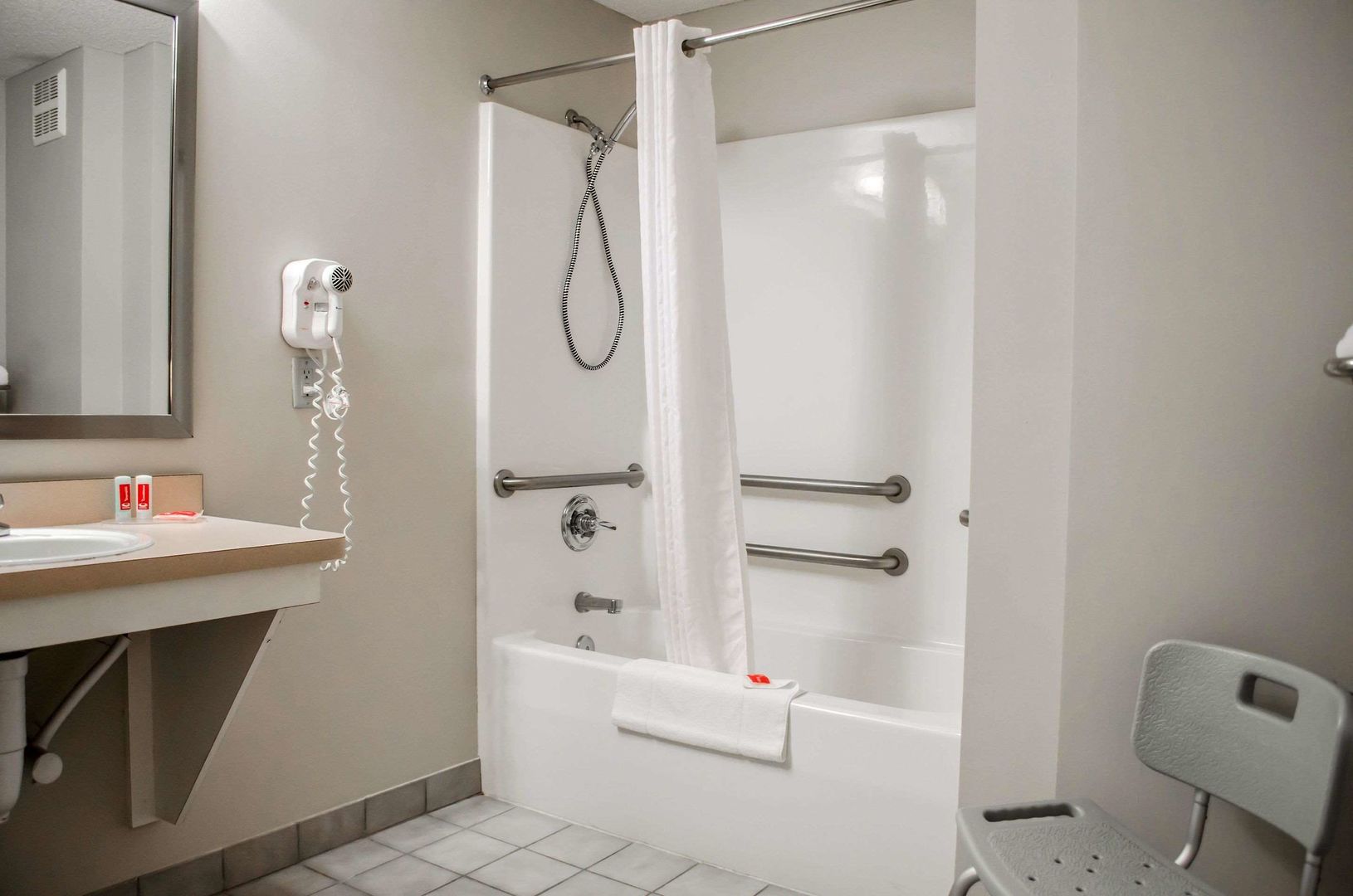 red roof inn defuniak springs