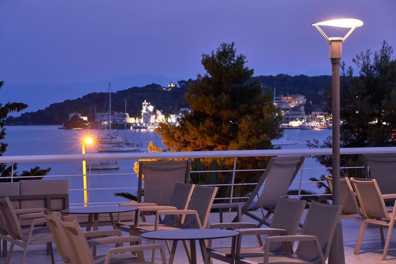 aks porto heli