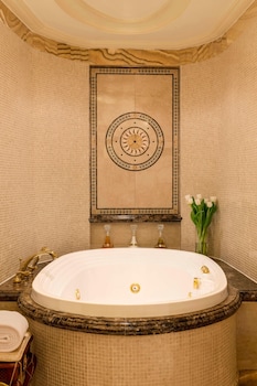 sheraton kuwait a luxury collection hotel kuwait city