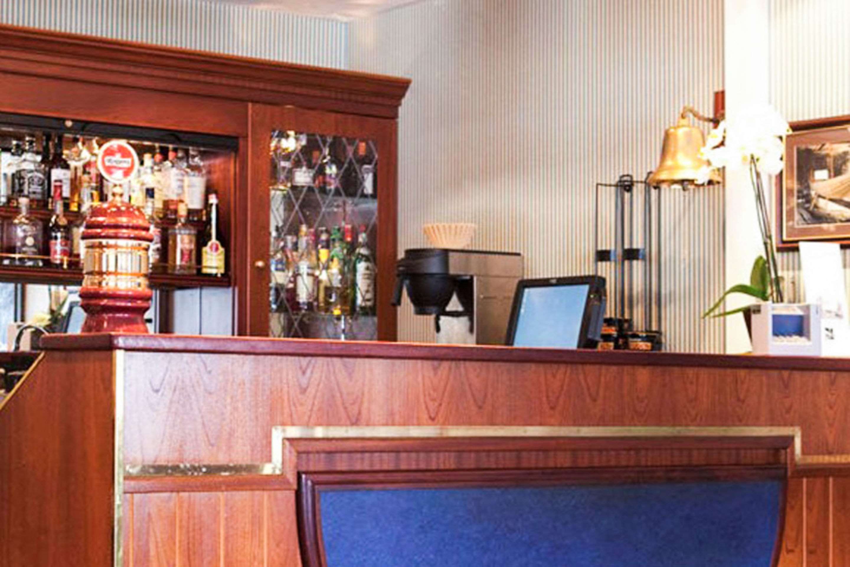 quality hotel floro