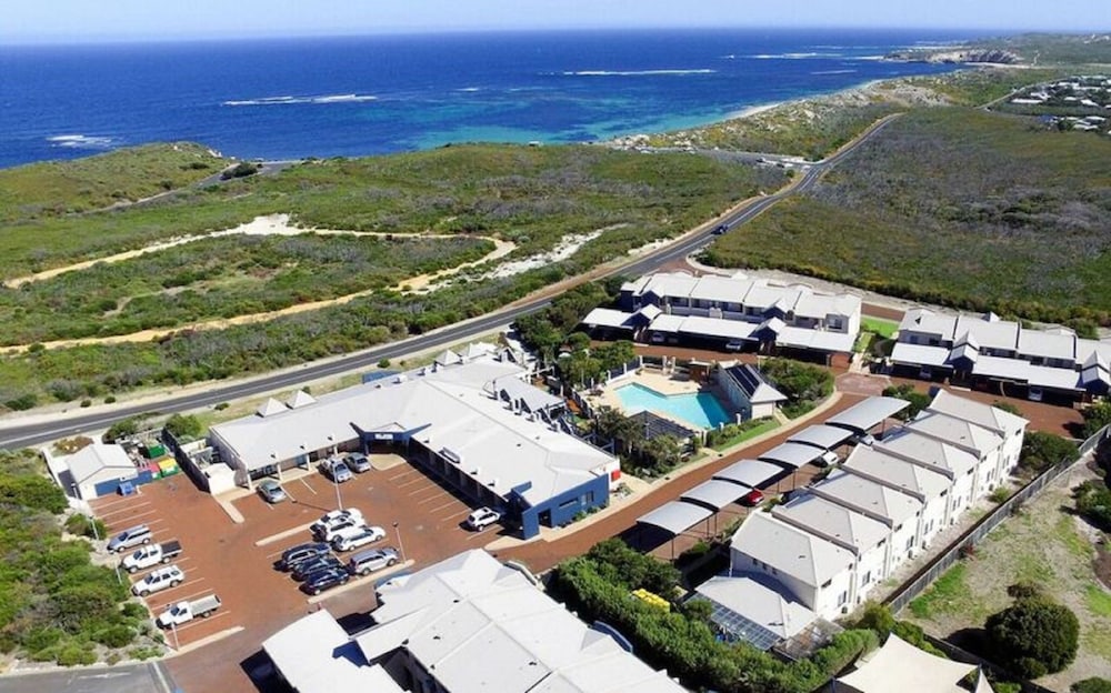 margarets beach resort