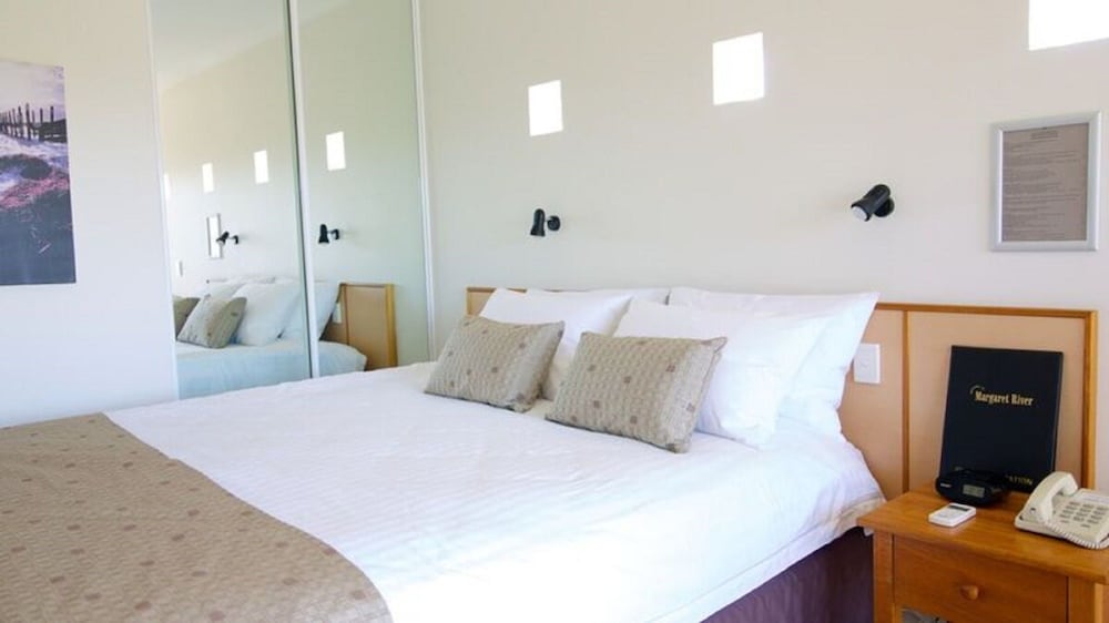 margarets beach resort