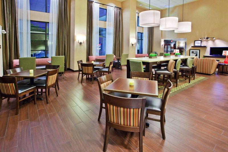 hampton inn and suites oxford anniston
