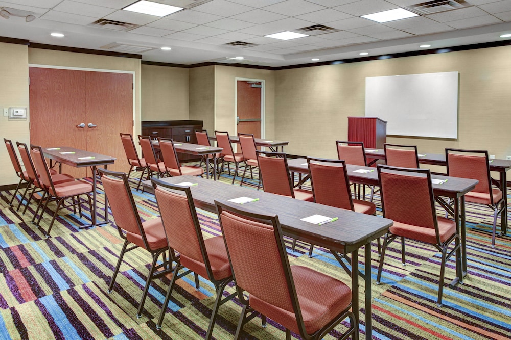 fairfield inn and suites by marriott anniston oxford