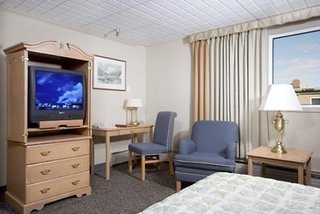 Sternwheeler Hotel & Conference Centre, Trademark By Wyndham,Yukon>>Whitehorse,3 star
