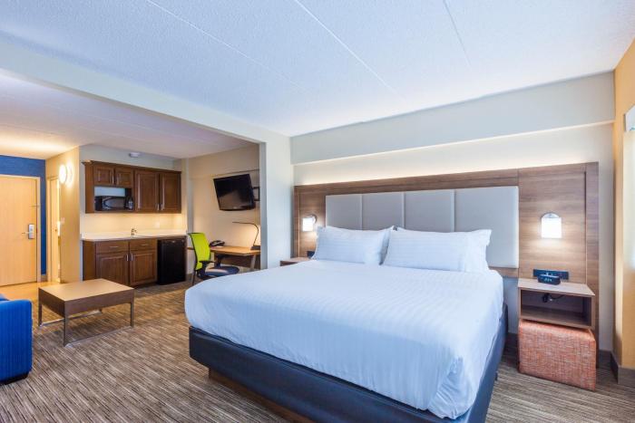 holiday inn express saint john harbour side by ihg