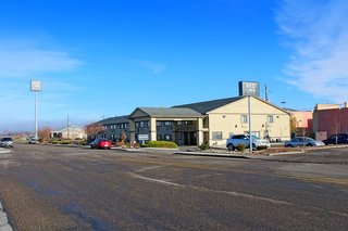 red lion inn and suites ontario