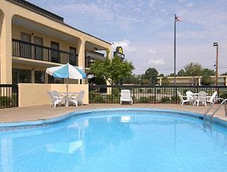 Days Inn By Wyndham Greenville Ms,Mississippi>>Greenville,2 star