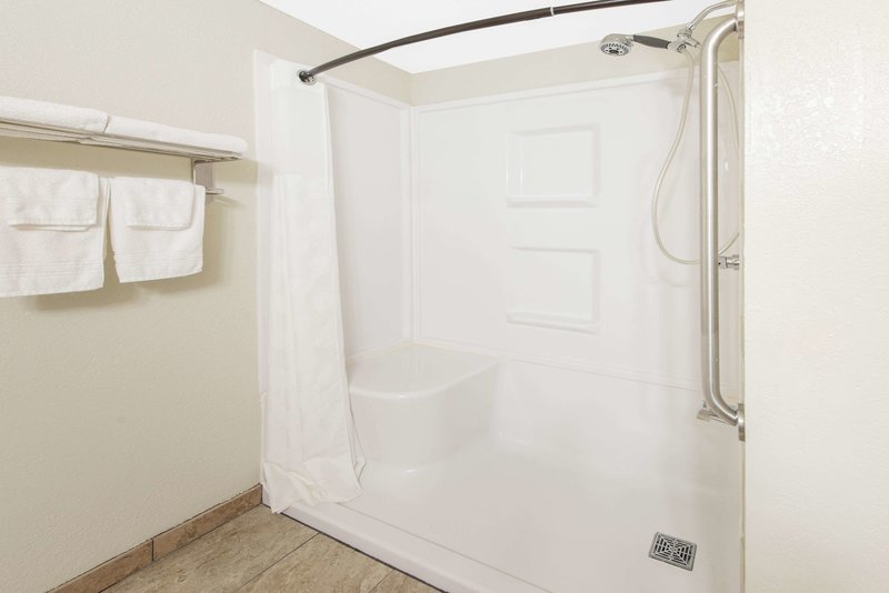 super 8 by wyndham moberly mo