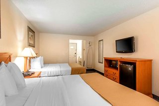 Brentwood Inn Clinton,Elk City>>Clinton,2 star