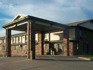 victorian inn and suites