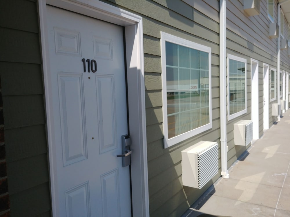 boarders inn and suites by cobblestone hotels broken bow