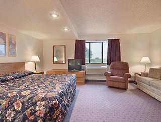 Super 8 By Wyndham Knoxville,Knoxville>>Iowa,2 star