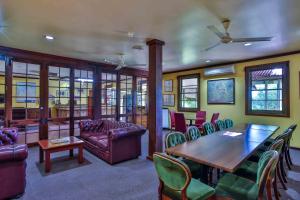 kimberley hotel halls creek