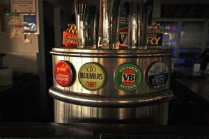 kimberley hotel halls creek