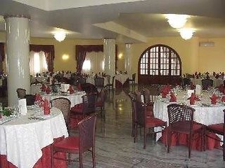 hotel akrabello