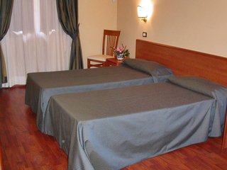 hotel akrabello