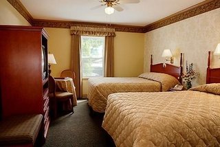 holland america dawson city inn