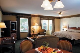 holland america dawson city inn