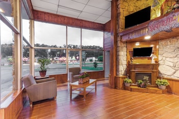 lodge at mill creek