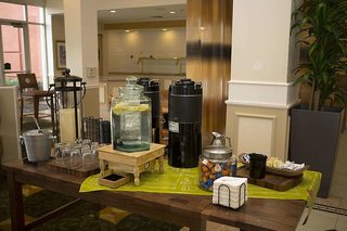 hilton garden inn oakland san leandro