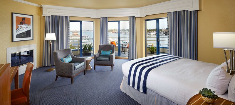 waterfront hotel