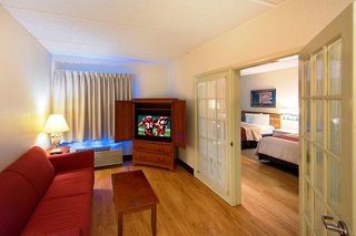 Red Roof Inn Plus+ Jacksonville - Southpoint,Jacksonville>>Duval,3 star