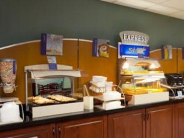 holiday inn express and suites jacksonville south