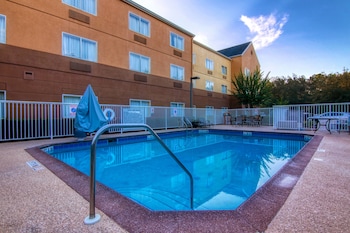 fairfield inn and suites jacksonville airport