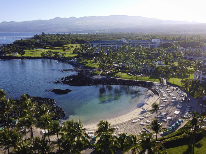 fairmont orchid