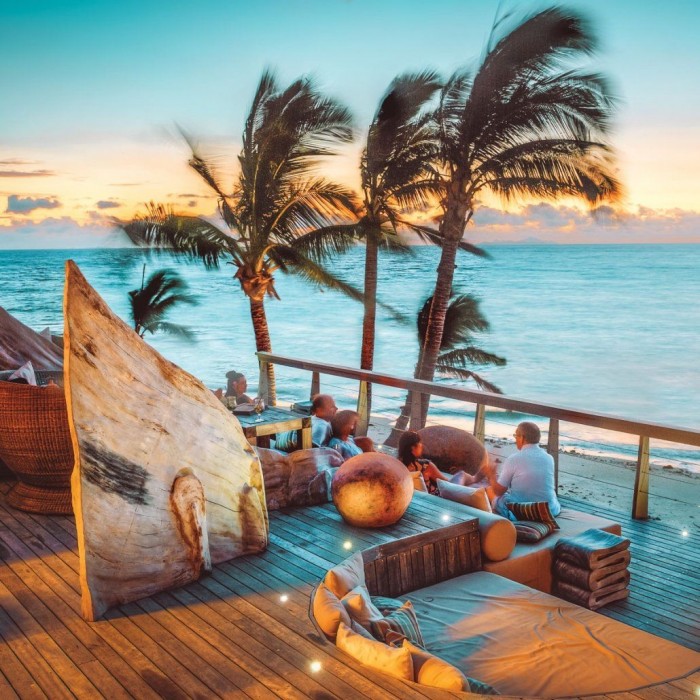vomo island resort