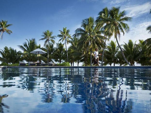 vomo island resort