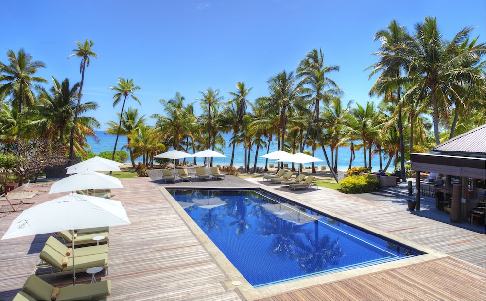 vomo island resort