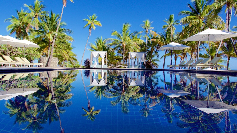vomo island resort