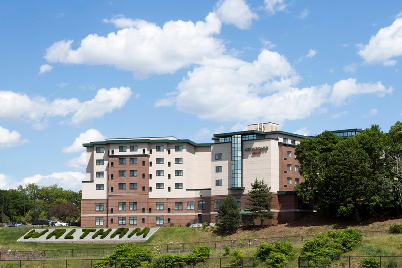 Courtyard By Marriott Boston Waltham