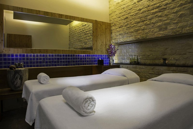 sheraton saigon grand opera hotel