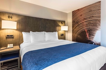 comfort inn airport