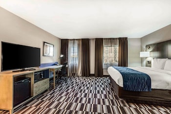comfort inn airport