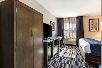 comfort inn airport