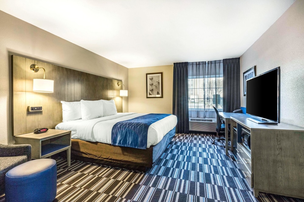 comfort inn airport