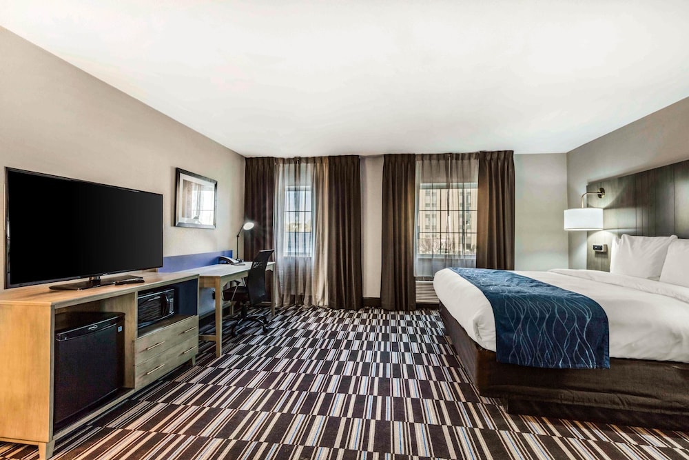 comfort inn airport