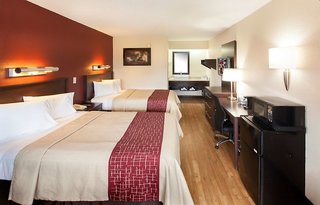 red roof inn plus washington dc rockville