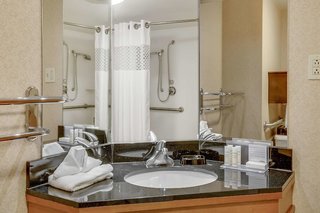 hampton inn pittsburgh airport